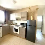 Apartment 2 Beachside Apts, 5min Walk To Shore With Internet *
