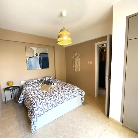 2 Beachside Apts, 5min Walk To Shore With Internet *