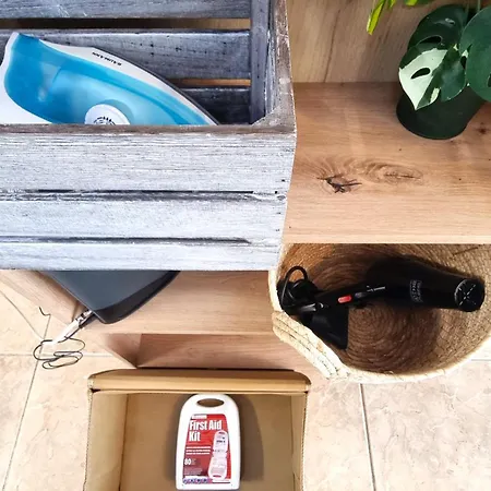 2 Beachside Apts, 5min Walk To Shore With Internet * Larnaca